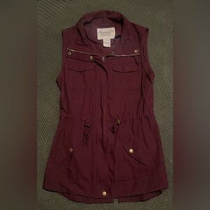 American Rag Utility Vest burgandy size S